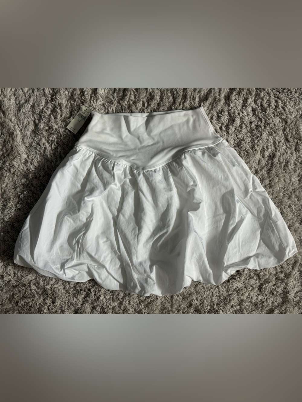 NWT AE OFFLINE AERIE White Bubble Hem Skort with Built-In Biker Shorts | Size XS - Picture 2 of 4